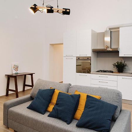 Apartamento Casa Mado Abbrescia Bari Exterior foto