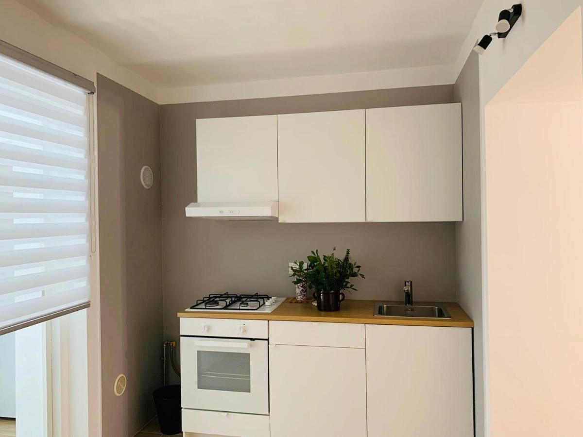 Apartamento Casa Mado Abbrescia Bari Exterior foto
